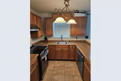 110 NW 9th Ave, South Bay, FL 33493 - Photo 6