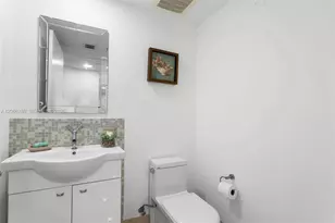 17201 Collins Ave, Sunny Isles Beach, FL 33160 - Photo 26