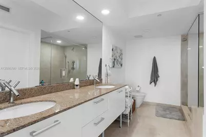 17201 Collins Ave #3304, Sunny Isles Beach, FL 33160 - Photo 18