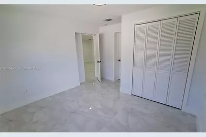 216 Shadow Way, Miami Springs, FL 33166 - Photo 12