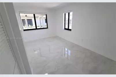 216 Shadow Way, Miami Springs, FL 33166 - Photo 18