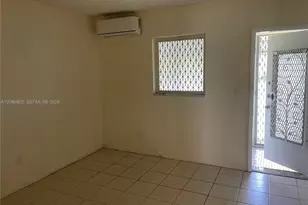15 NW 204th St, Miami Gardens, FL 33169 - Photo 8