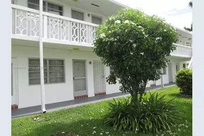 15 NW 204th St #17, Miami Gardens, FL 33169 - Photo 12