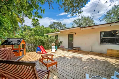 2395 NE 184th Ter, North Miami Beach, FL 33160 - Photo 34