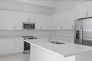 20943 SW 96th Ct, Cutler Bay, FL 33189 - Photo 10