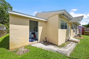 824 44th St, West Palm Beach, FL 33407 - Photo 8