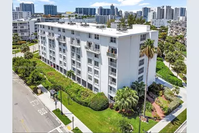17800 Atlantic Blvd #204, Sunny Isles Beach, FL 33160 - Photo 1