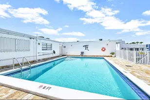 17800 Atlantic Blvd, Sunny Isles Beach, FL 33160 - Photo 6