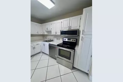20400 W Country Club Dr #608, Aventura, FL 33180 - Photo 6