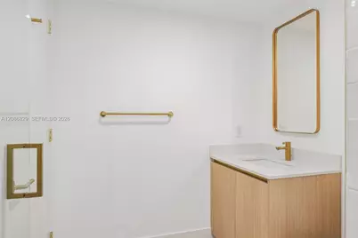90 NE 32nd St #701, Miami, FL 33137 - Photo 24