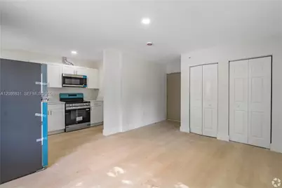340 SW 5th Ave #12, Miami, FL 33130 - Photo 2