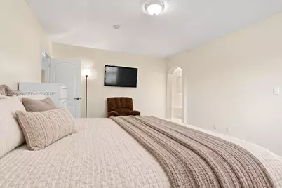 19331 SW 15th St, Pembroke Pines, FL 33029 - Photo 30