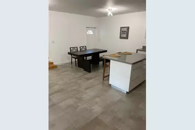 2375 NE 185th St, Miami, FL 33180 - Photo 8