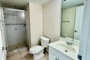 2475 NW 16th St Rd, Miami, FL 33125 - Photo 12