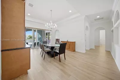8055 NW 117th Way, Parkland, FL 33076 - Photo 18