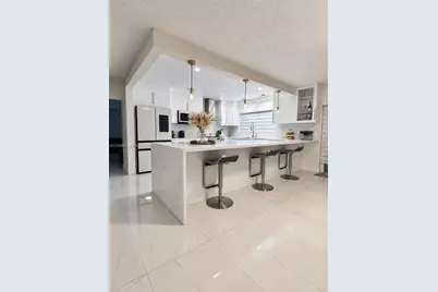 695 SW 65th Ave, Margate, FL 33068 - Photo 6
