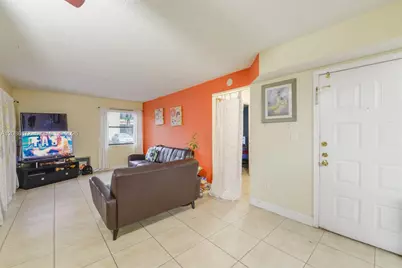 20005 NE 3rd Ct #3, Miami, FL 33179 - Photo 6