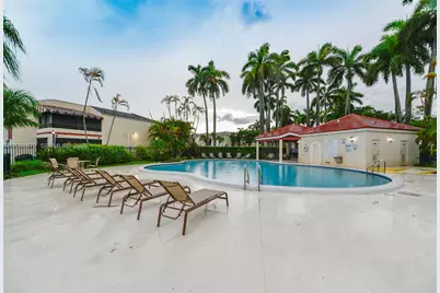 20005 NE 3rd Ct #3, Miami, FL 33179 - Photo 24
