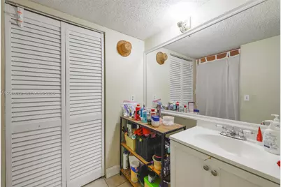 20005 NE 3rd Ct #3, Miami, FL 33179 - Photo 14