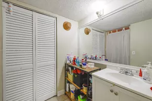20005 NE 3rd Ct, Miami, FL 33179 - Photo 14