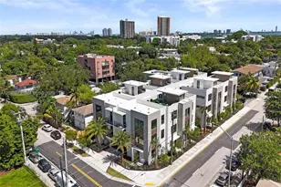 521 NE 61st St, Miami, FL 33137 - Photo 32