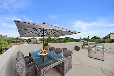 521 NE 61st St, Miami, FL 33137 - Photo 24
