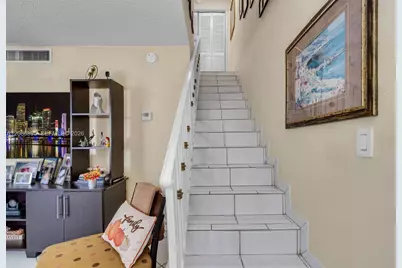 1300 W 53rd St #20, Hialeah, FL 33012 - Photo 12