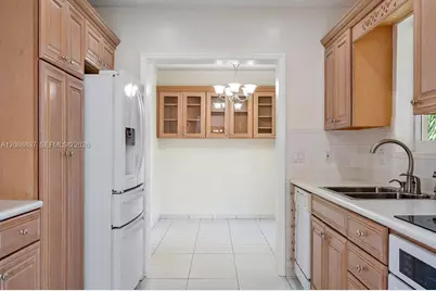 2475 NE 214th St, Aventura, FL 33180 - Photo 16