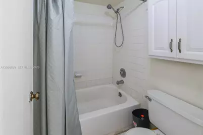 20220 NE 3rd Ct #2, Miami, FL 33179 - Photo 16