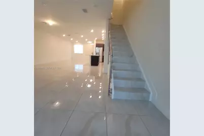 10275 NW 66th St, Doral, FL 33178 - Photo 24