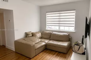 830 10th St, Miami Beach, FL 33139 - Photo 2