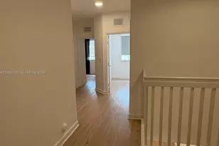 8671 NW 112th Ct, Doral, FL 33178 - Photo 12