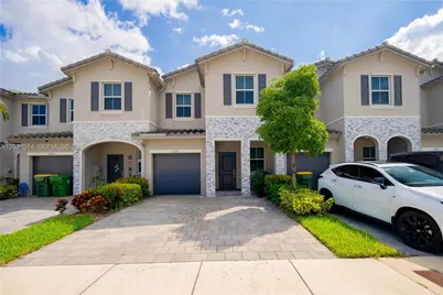 1231 SE 27th Ter, Homestead, FL 33035 - Photo 2