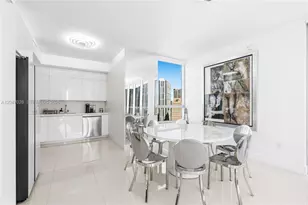 90 SW 3rd St, Miami, FL 33130 - Photo 4