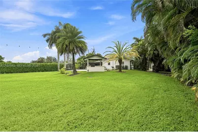 13402 SW 29th St, Davie, FL 33330 - Photo 44
