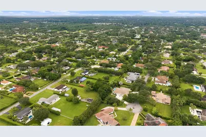 13402 SW 29th St, Davie, FL 33330 - Photo 62
