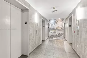 92 SW 3rd St, Miami, FL 33130 - Photo 24