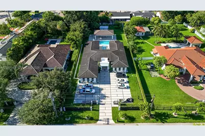 11681 SW 93rd St, Miami, FL 33176 - Photo 50