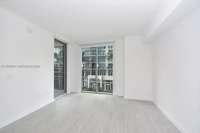 31 SE 6th St #406, Miami, FL 33131 - Photo 4