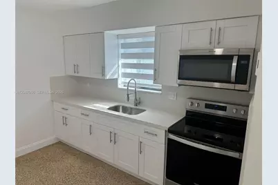 30 NW 56th Ct #1, Miami, FL 33126 - Photo 26