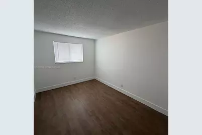 3932 NW 39th Ave, Lauderdale Lakes, FL 33309 - Photo 6