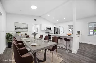 1018 NE 7th St, Hallandale Beach, FL 33009 - Photo 16