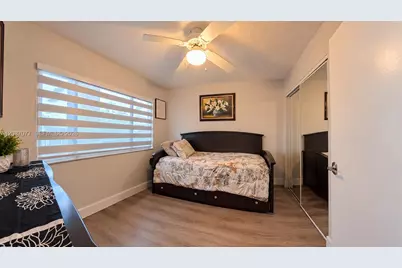 1400 SW 137th Ave #305F, Pembroke Pines, FL 33027 - Photo 8