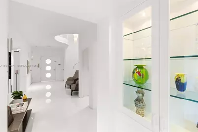 1261 N Greenway Dr, Coral Gables, FL 33134 - Photo 38