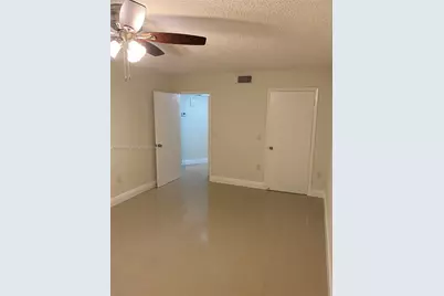 8245 Lake Dr #104, Doral, FL 33166 - Photo 26
