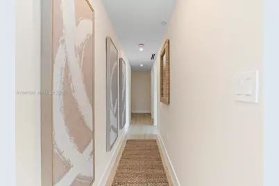 90 NE 32nd Street #1012, Miami, FL 33137 - Photo 10