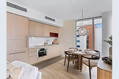 90 NE 32nd Street #1012, Miami, FL 33137 - Photo 2