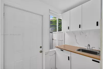1055 SW 12th St #1, Miami, FL 33129 - Photo 6