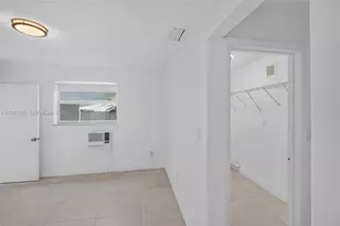 1055 SW 12th St, Miami, FL 33129 - Photo 8