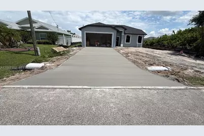 122 Green Oak Park, Rotonda West, FL 33947 - Photo 1
